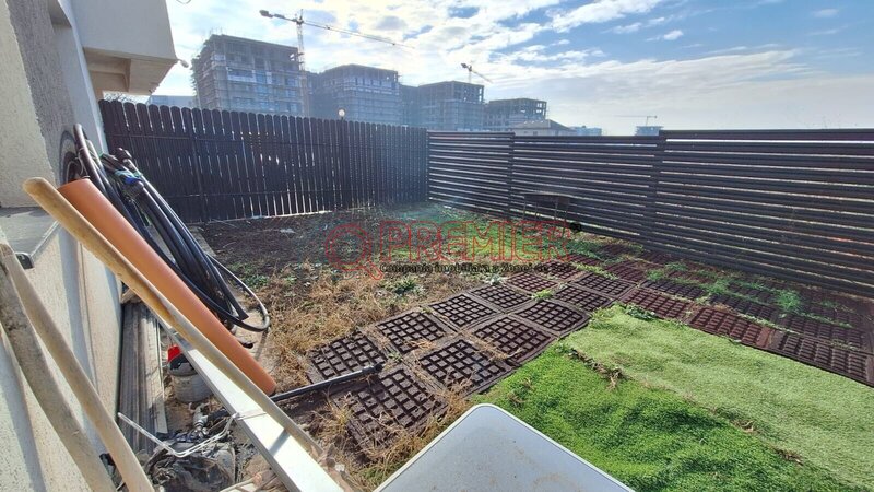 Berceni, sector 4, mutare directa la 2 camere cu gradina 50 mp.