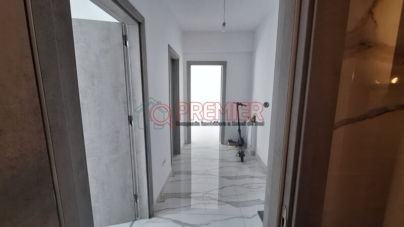 Berceni, sector 4, mutare directa la 2 camere cu gradina 50 mp.