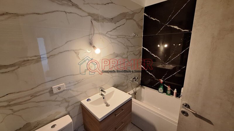 Berceni, sector 4, mutare directa la 2 camere cu gradina 50 mp.